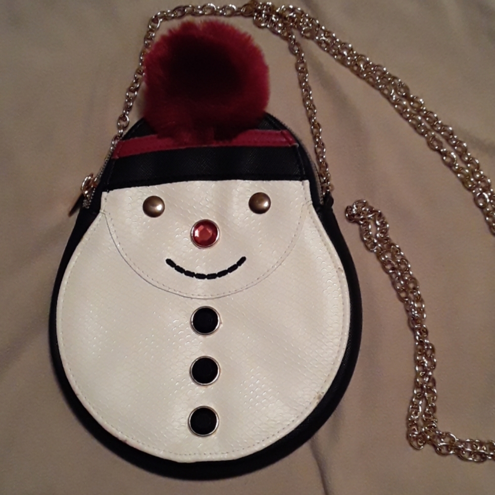 Holiday Arcade Snowman purse w/ chain handle
